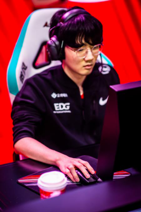 无畏契约分部暂停运营背后的原因与影响分析